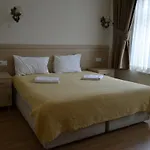 Piya Hostel